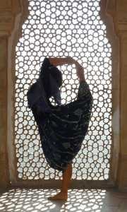 バクティフローヨガ